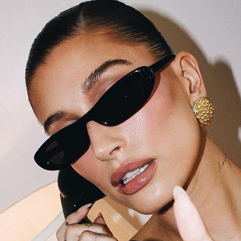 Women Fashion Glasses - Small Frame Oval Sunglasses Women Brand